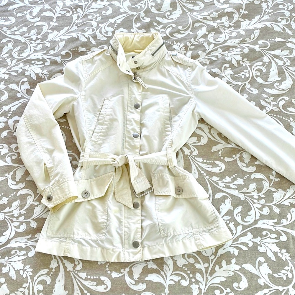 BOSSINI White Utility Jacket w/ Hidden Hood and Belt